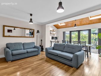 12 Stapolin House, Myrtle Court, Baldoyle, Dublin 13 - Image 2