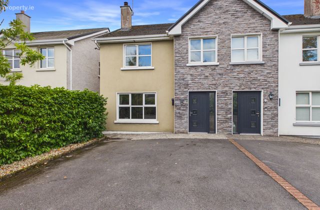 28 Danesfort Court, Loughrea, Co. Galway, Loughrea, Co. Galway - Click to view photos
