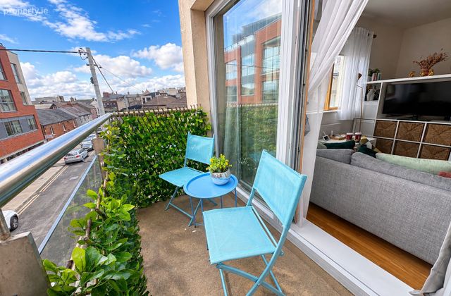 12 Frascati Hall, Blackrock, Co. Dublin - Click to view photos