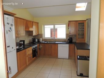 Caiseal Cam, Roscam, Co. Galway - Image 4