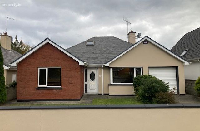 7 Flesk Grove, Ballycasheen, Killarney, Co. Kerry - Click to view photos