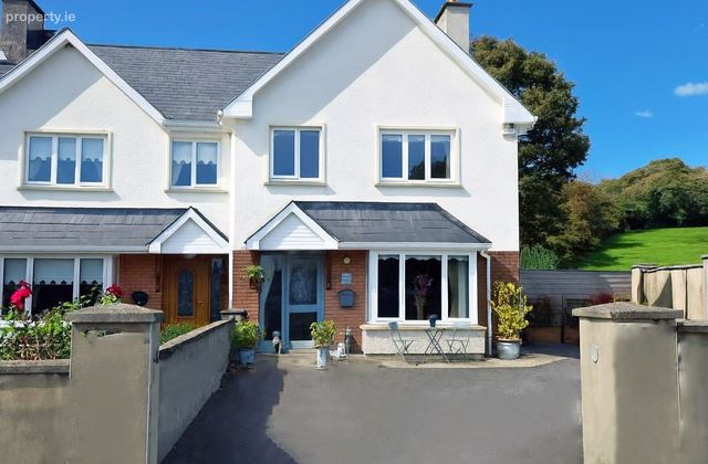 4 Ard Na Carraige, Derrigra, Ballineen, Co. Cork - Click to view photos