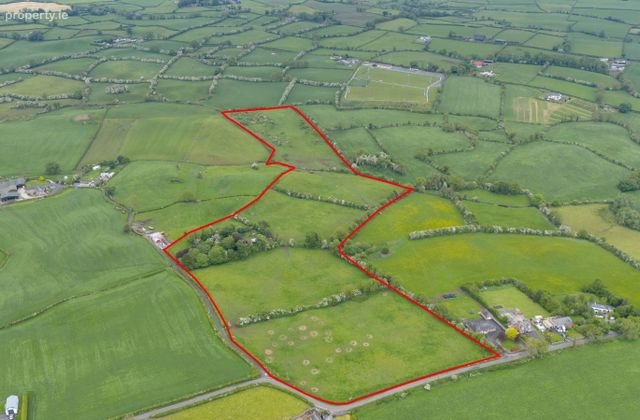 Stumpa , Hackballscross, Kilkerley, Co. Louth - Click to view photos