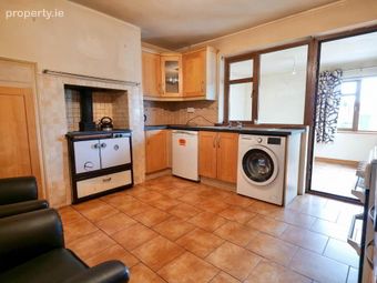 14 Ash Hill, Kilmallock, Co. Limerick, Kilmallock, Co. Limerick - Image 4