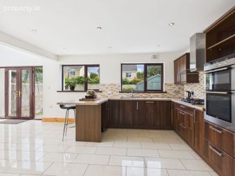 125 Sweet Briar Lawn, Tramore, Co. Waterford - Image 5