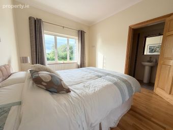Rooms For Rent: Magherabeg, Oughterard, Galway, Moyvoon, Co. Galway