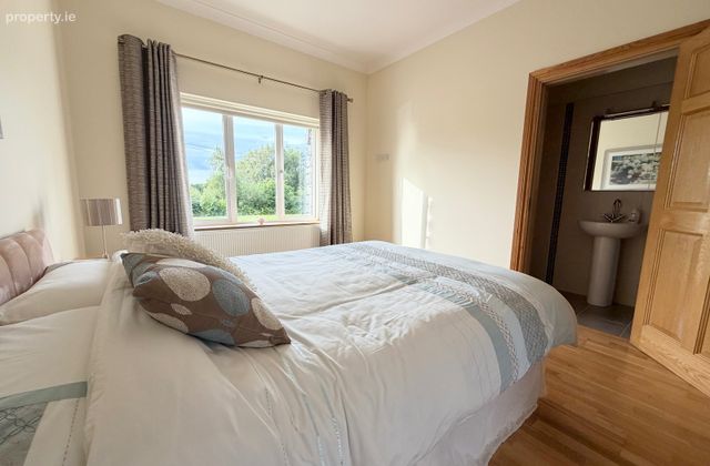 Rooms For Rent: Magherabeg, Oughterard, Galway, Moyvoon, Co. Galway - Click to view photos