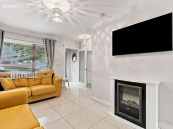 18a Clonshaugh Crescent, Dublin 17, Clonshaugh, Dublin 17 - Image 4
