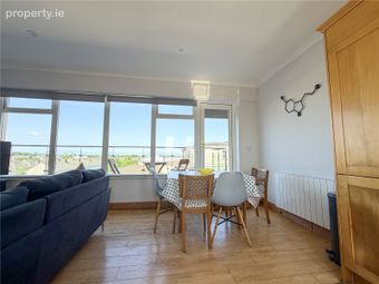 35 Radharc An Chlair, Grattan Road, Salthill, Galway, Salthill, Co. Galway - Image 4