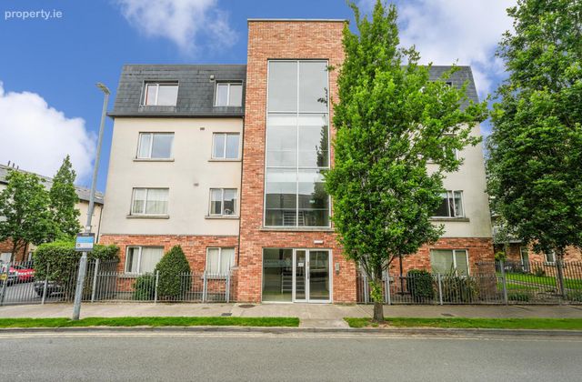8 Eaton Way, Rathcoole, Co. Dublin, Rathcoole, Co. Dublin - Click to view photos