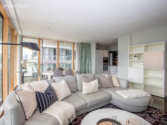 Apartment 40, The Waterfront, Hanover Quay, Dublin 2 - Image 3