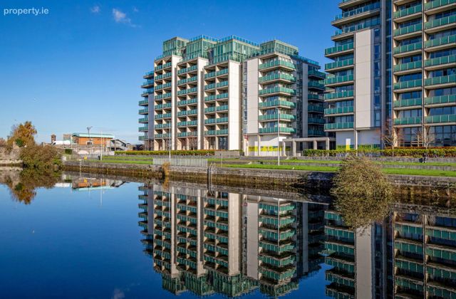 Apartment 44, Hill Of Down House, IFSC, Dublin 1 - Click to view photos