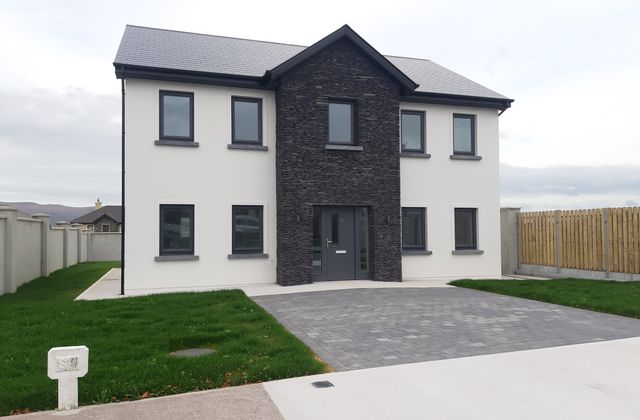 60 Ballyoughtragh Heights, Milltown, Milltown, Co. Kerry - Click to view photos