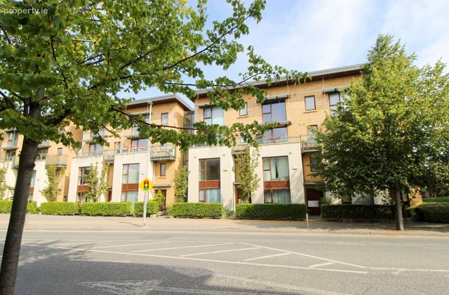 108 Castlegate Way, Adamstown, Lucan, Co Dublin, Adamstown, Co. Dublin - Click to view photos