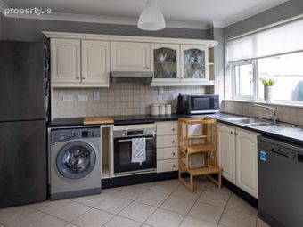 27 Foxwood, Swords, Swords, Co. Dublin - Image 4
