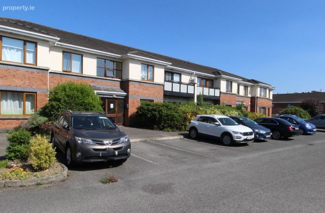 9 The Orchard, Carpenterstown Road, Castleknock, Dublin 15, Castleknock, Dublin 15 - Click to view photos