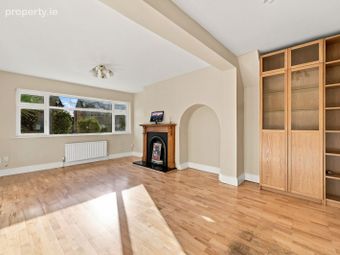 28 Shanliss Way, Dublin 9, Santry, Dublin 9 - Image 4