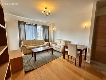 Apartment 12, Hyde Court, Dublin 2 - Image 3