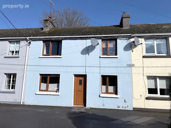 2 Sunnyside, Barrington's Avenue, Ballintemple, Co. Cork
