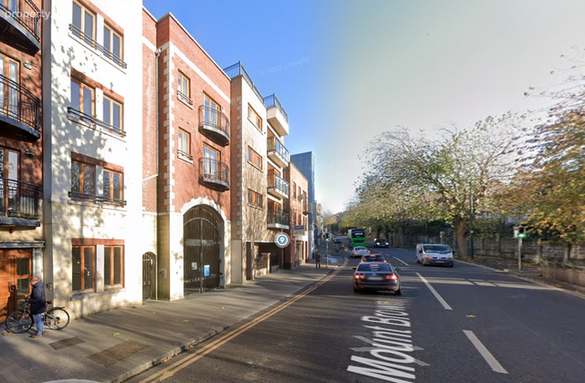 Car Park Spaces Available - St James Walk, Camac Walk, Mount Brown, Dublin 8, Kilmainham, Dublin 8 - Click to view photos