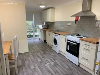 43 Poleberry, Waterford, Waterford City Centre, Co. Waterford - Image 2