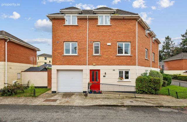 3 Bealing Walk, Bealing Village, Tyrrelstown, Dublin 15 - Click to view photos