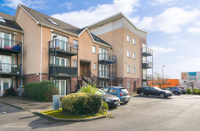 15 Melville Lawn, Finglas, Dublin 11, Finglas, Dublin 11 - Click to view photos