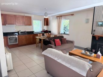 The Ash, 11 Kilcoran Mews Apartments, Kilcoran, Cahir, Co. Tipperary, Boolakennedy, Co. Tipperary - Image 3