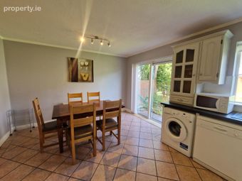 21 The Cedars, Classes Lake, Ballincollig, Co. Cork - Image 2