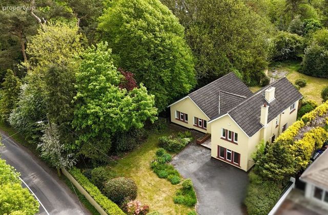 Tig Mhuire, Kilcully, Kilcully, Co. Cork - Click to view photos