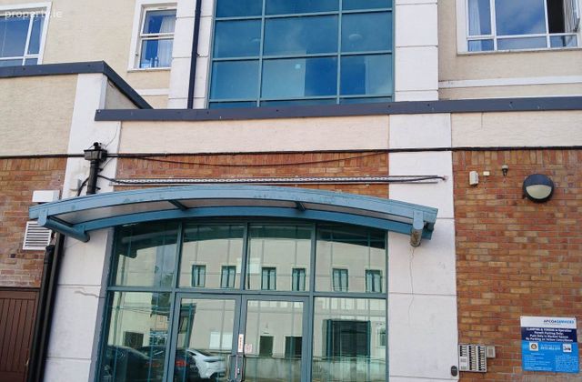 20 Irishtown Central, Golden Island, Athlone, Co. Westmeath, Athlone, Co. Westmeath - Click to view photos