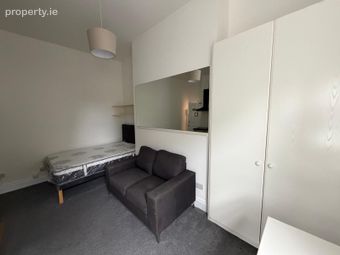 Flat 4, 85 North Circular Road, North Circular Road, Dublin 7 - Image 2