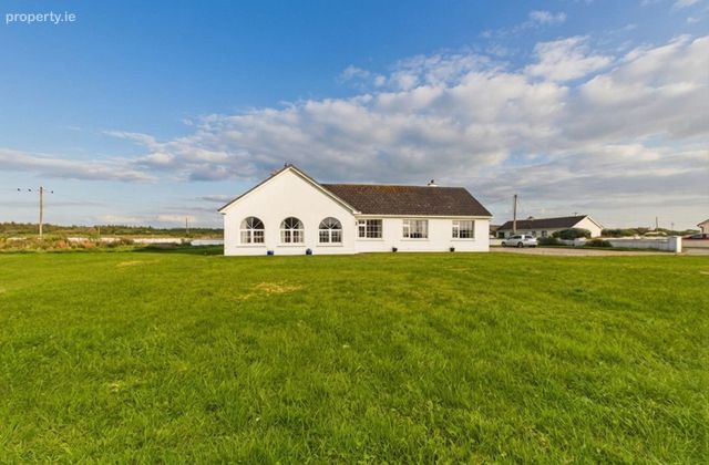 Ballymacquin, Ardfert, Ardfert, Co. Kerry - Click to view photos