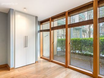 1, Thomastown House, Spencer Dock, IFSC, Dublin 1 - Image 4