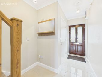 73 Learg&aacute;n, Western Distributor Road, Knocknacarra, Co. Galway - Image 2