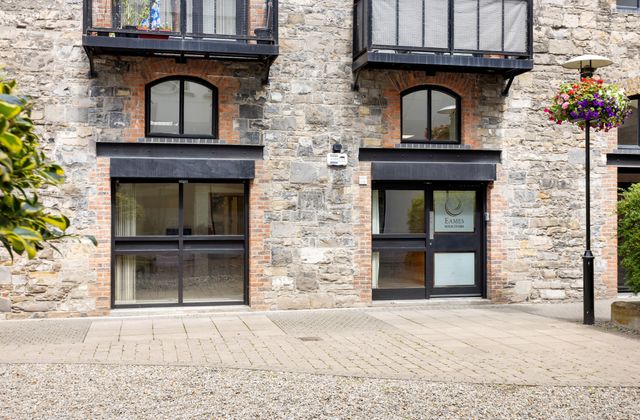 1b Malt House Square, Bow Street, Smithfield, Dublin 7 - Click to view photos