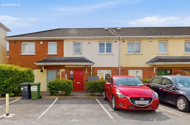 7 Bealing Avenue, Bealing Village, Tyrrelstown, Dublin 15 - Click to view photos