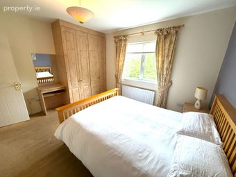 10 Linnetfields Close, Castaheany, Clonee, Dublin 15 - Image 4
