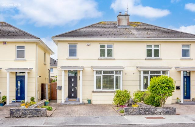 9 The Crescent, Oranhill, Oranmore, Galway, Co. Galway, Oranhill, Co. Galway - Click to view photos