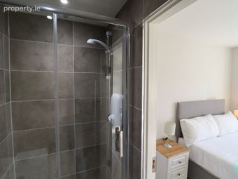 Apartment 2, 66 Clanbrassil Street Upper, Dublin 2 - Image 5
