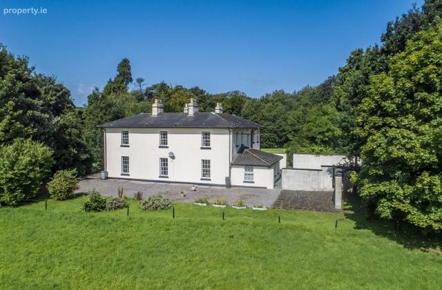 Springfield House, Coolroe, Portlaw, Co. Waterford - Click to view photos
