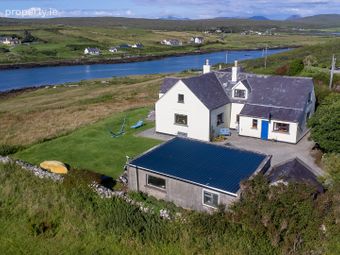 The Old Schoolhouse, Knockavally, Clifden, Co.galway, Clifden, Co. Galway