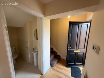 7 Castle Court, Clancy's Strand, Thomondgate, Co. Limerick - Image 2
