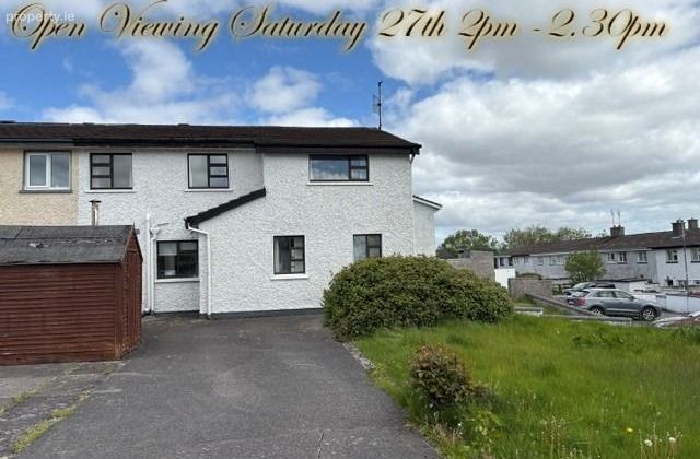 6 Riverdale Court, Castlebar, Castlebar, Co. Mayo - Click to view photos