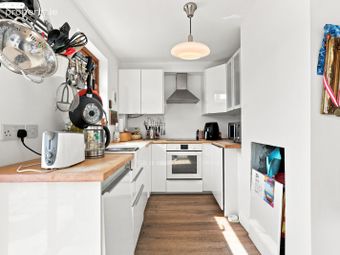 2 Cromcastle Green, Dublin 5, Kilmore, Dublin 5 - Image 4
