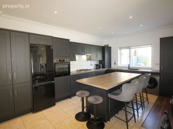 25 Waterside, Kilmoney, Carrigaline, Co. Cork - Image 3