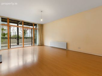 86 The Pavilion, Marine Road, Dun Laoghaire, Co Dublin, Dun Laoghaire, Co. Dublin - Image 4