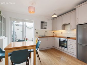5 Botanic Mews, Prospect Avenue, Glasnevin, Dublin 9, Glasnevin, Dublin 9 - Image 4