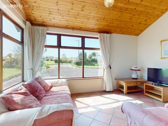 17 Roney Bay, Roney Point, Gorey, Co. Wexford - Image 3