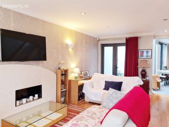 Short Term, 3 Months Lease, 1 Parkavara, Mill Street, Galway City Centre, Co. Galway - Image 2